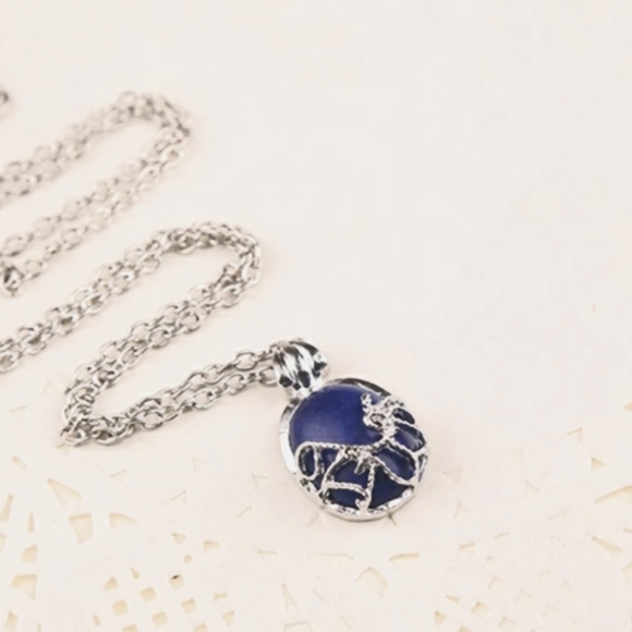 NEW The Vampire Diaries Katherine Necklace - Picture 3 of 5